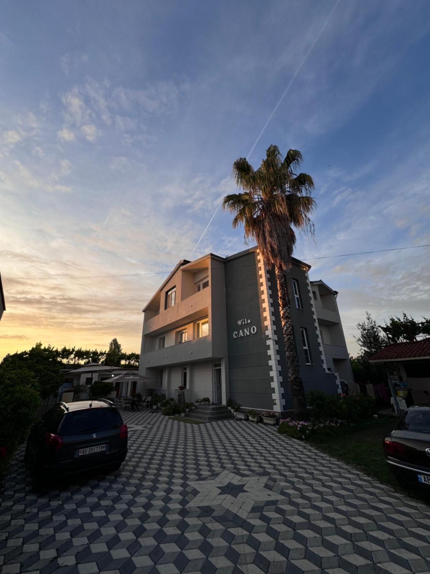 Hotel Vila Cano Durrës Esterno foto
