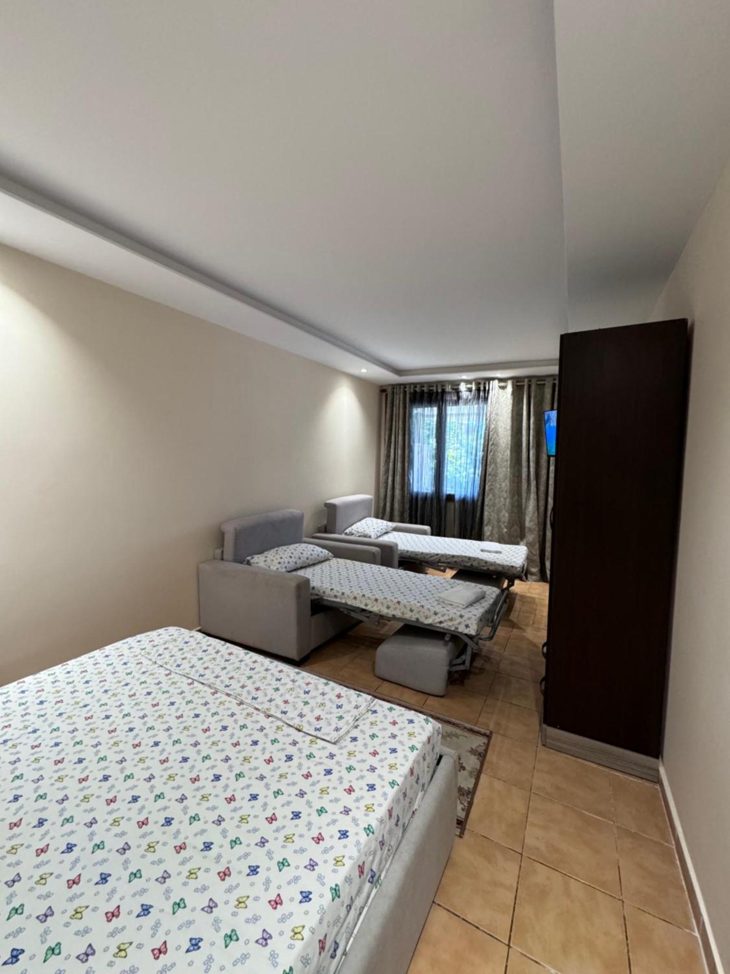 Hotel Vila Cano Durrës Esterno foto